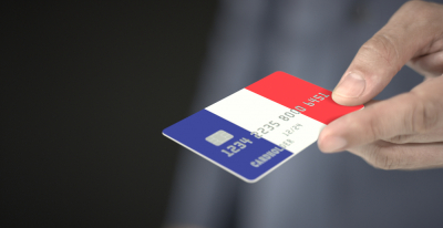 Carte bancaire France ©Shutterstock